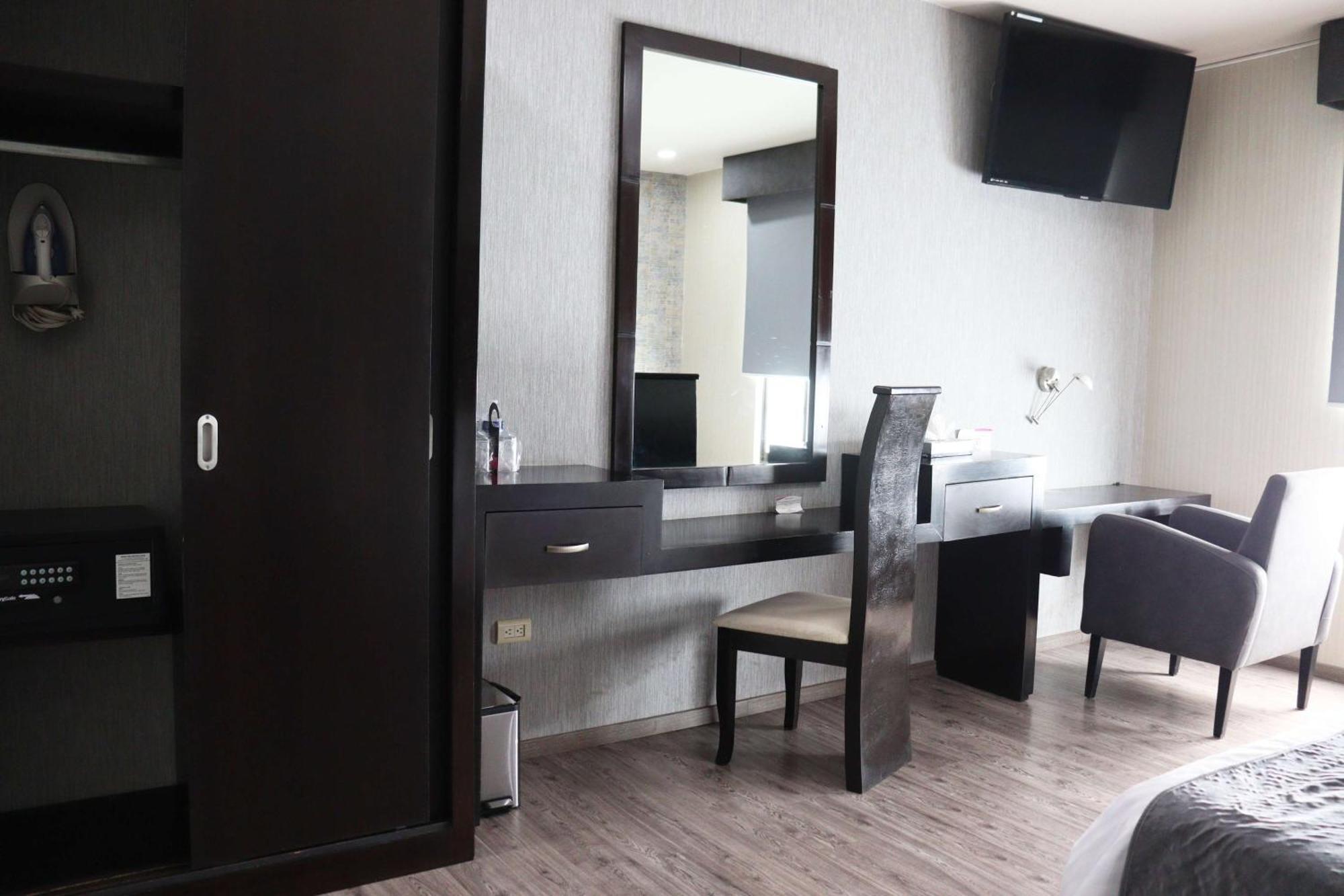 Wyndham Garden Aguascalientes Hotel & Casino Zewnętrze zdjęcie