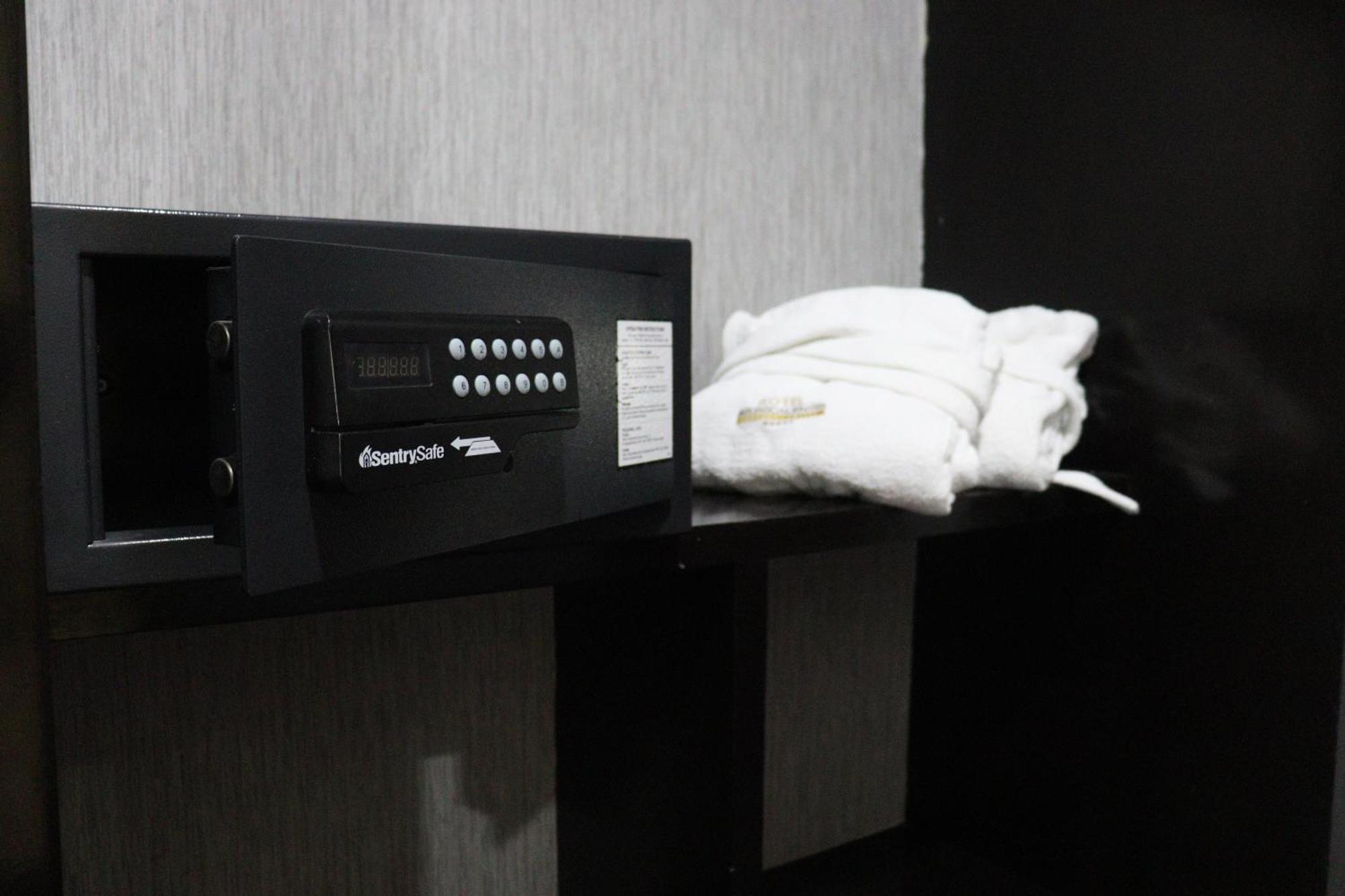 Wyndham Garden Aguascalientes Hotel & Casino Zewnętrze zdjęcie